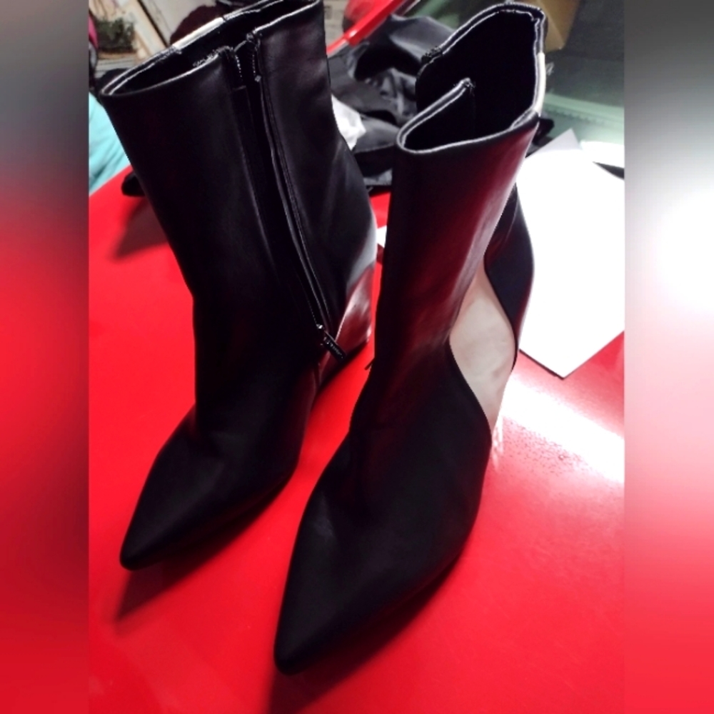 Calvin Klein black white booties sz 9 zipper wedge - Picture 1 of 9